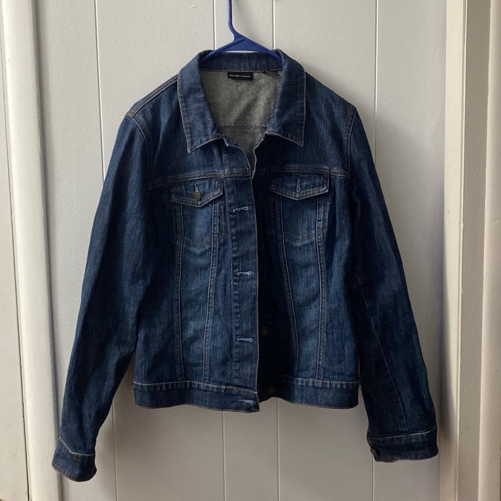 New York & Co dark wash cotton spandex Jean jacket size M perfect condition